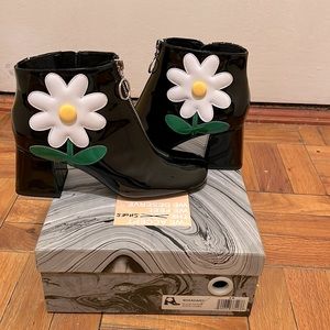 JEFFREY CAMPBELL🔥